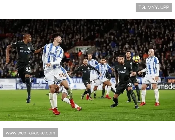 沙罗蒂体育场举办巴黎FCvs马赛，保级战氛围热烈